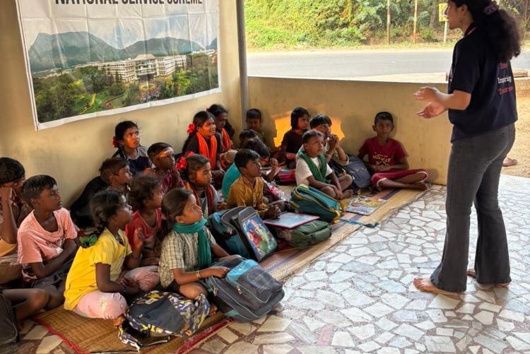 Ettimadi Govt School children teaching